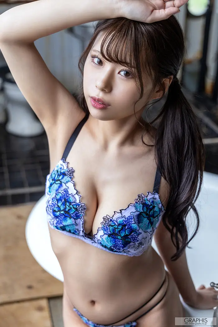 안즈 あんづ杏, 그라피스 퍼스트 그라비어 Vol.04
