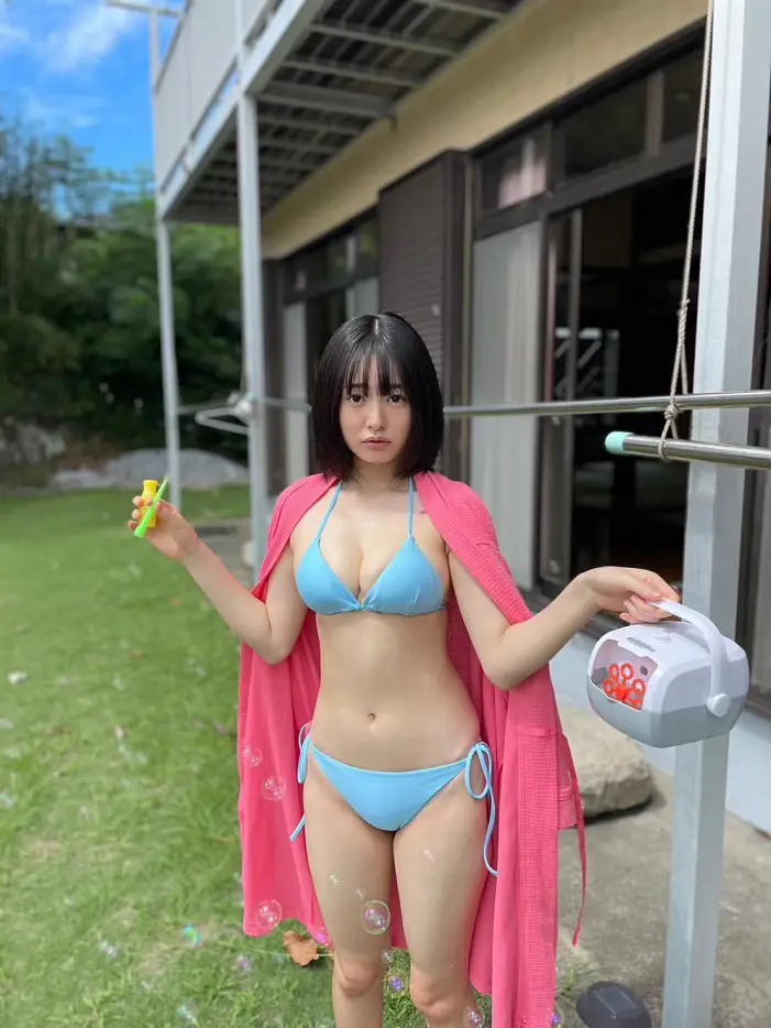 가슴 큰 여자 (2)
